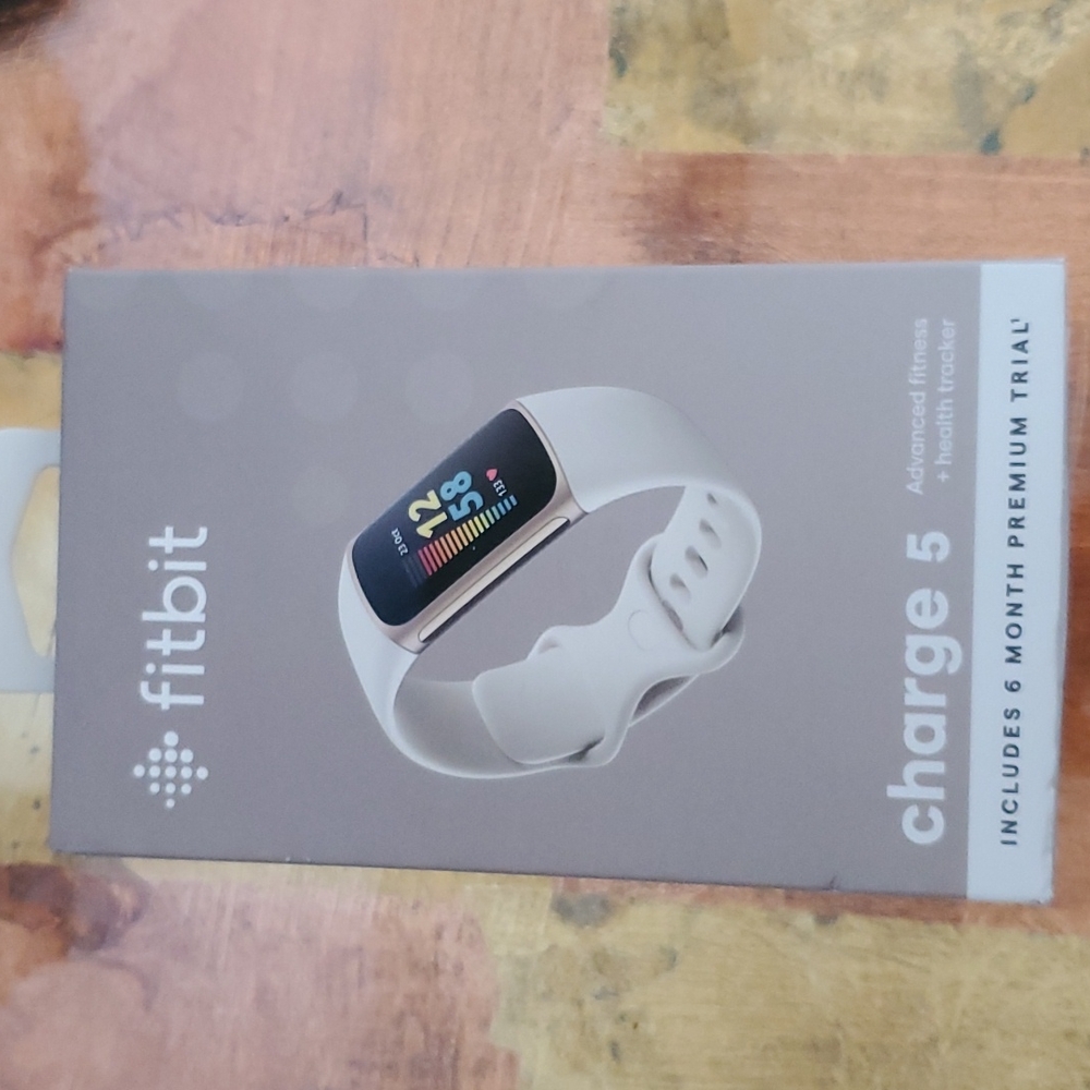 Fitbit Charge 5